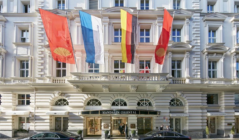 event-image