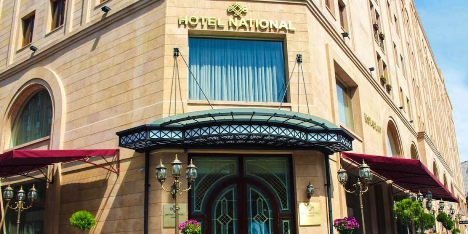 Hotel armenia. Гостиница National Ереван. Гостиница National Ереван Амирян. Отель Националь Армения. Отель "Националь" 5* Yerevan.