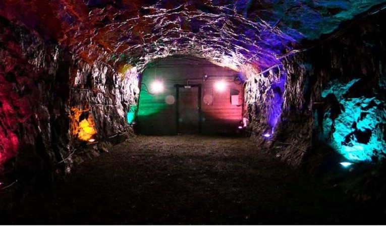 event-image